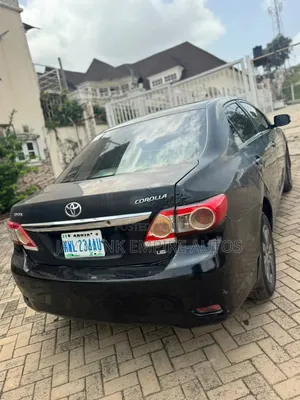 Toyota Corolla 2012 Black
