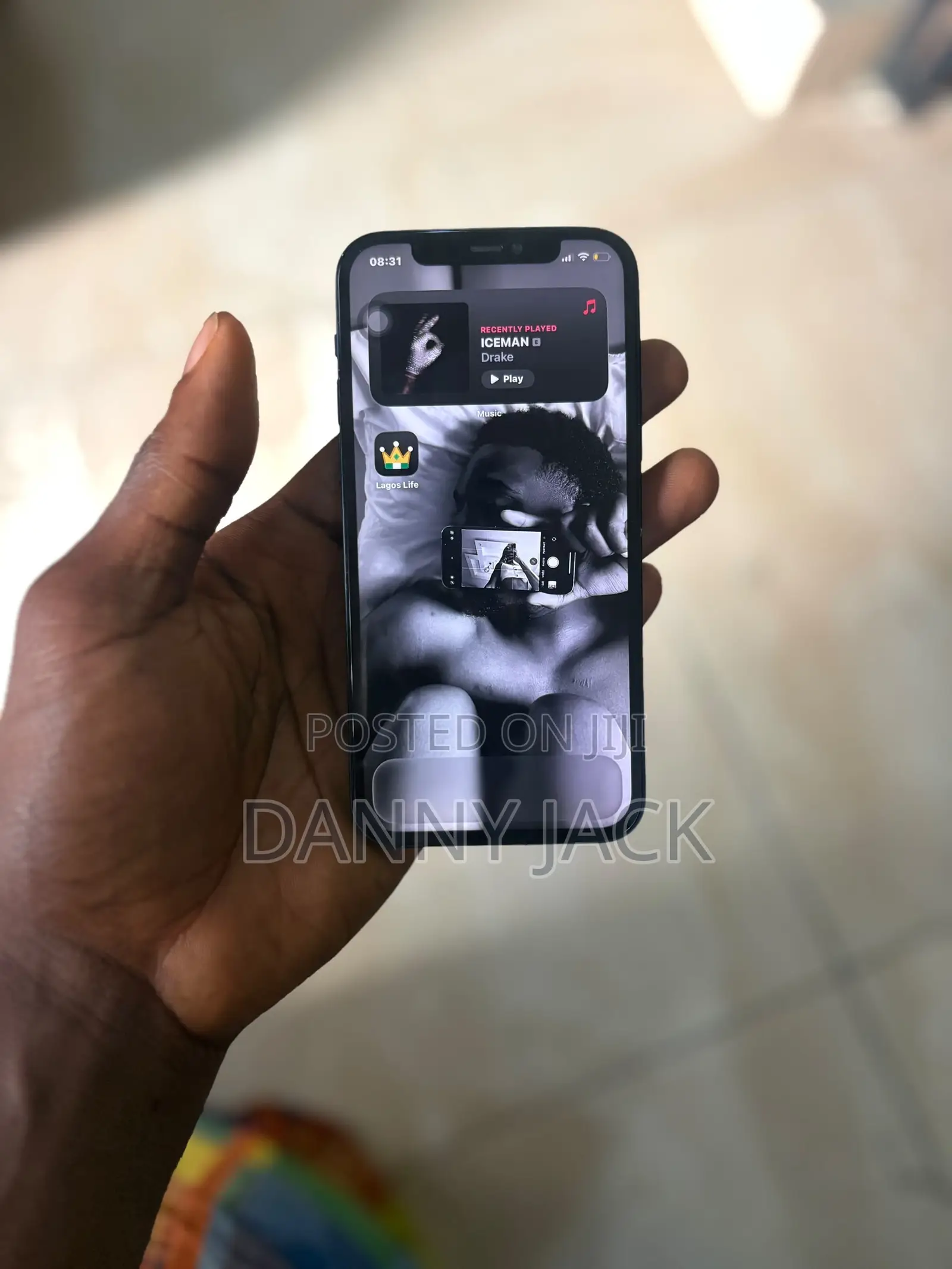 Apple iPhone 12 64 GB Black