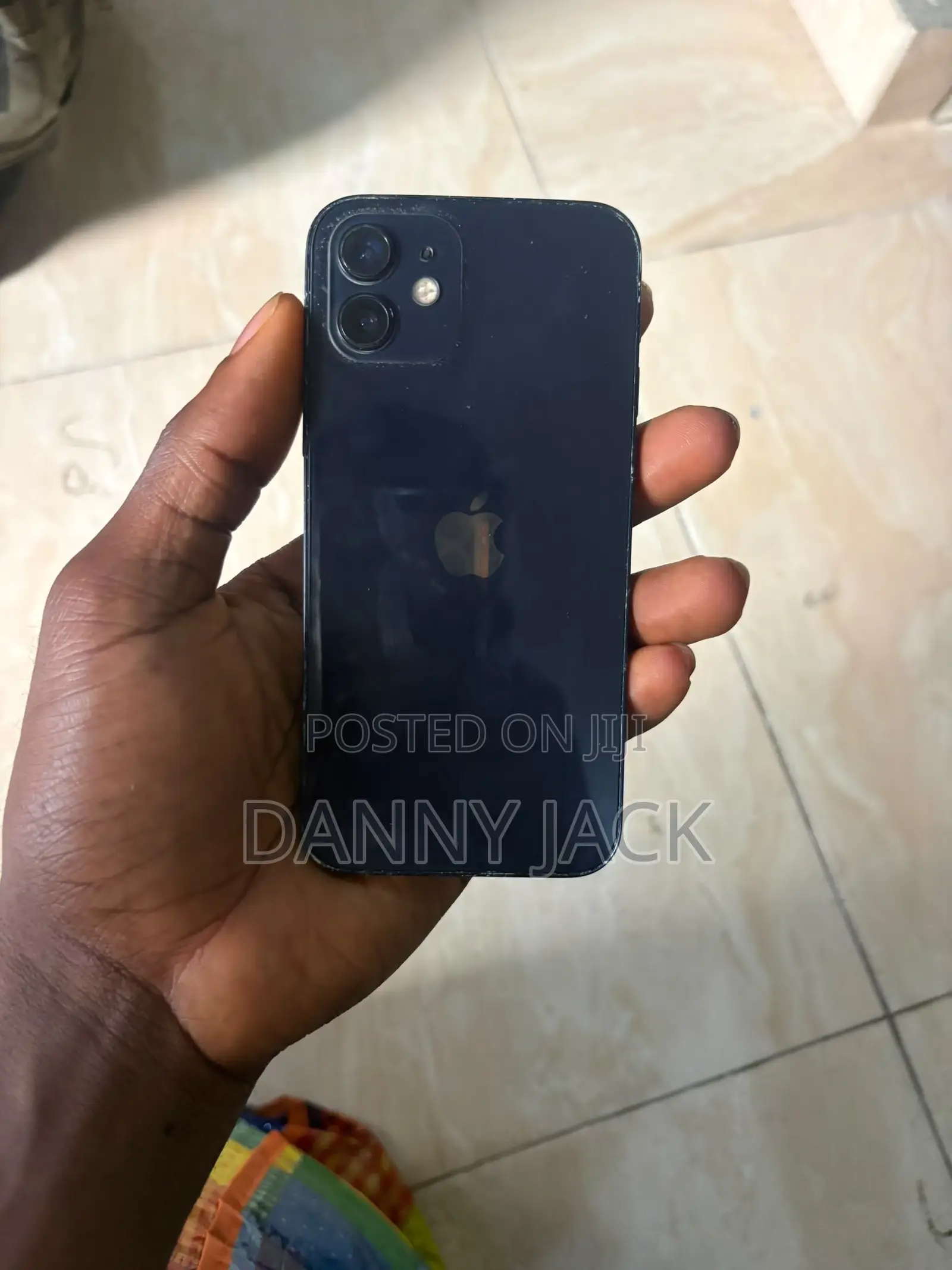 Apple iPhone 12 64 GB Black
