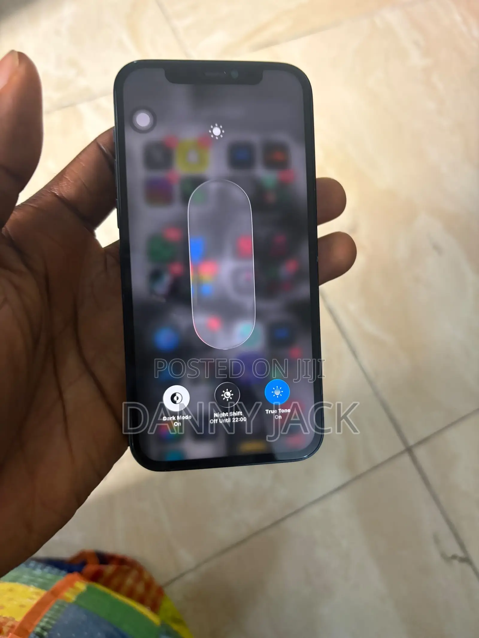 Apple iPhone 12 64 GB Black