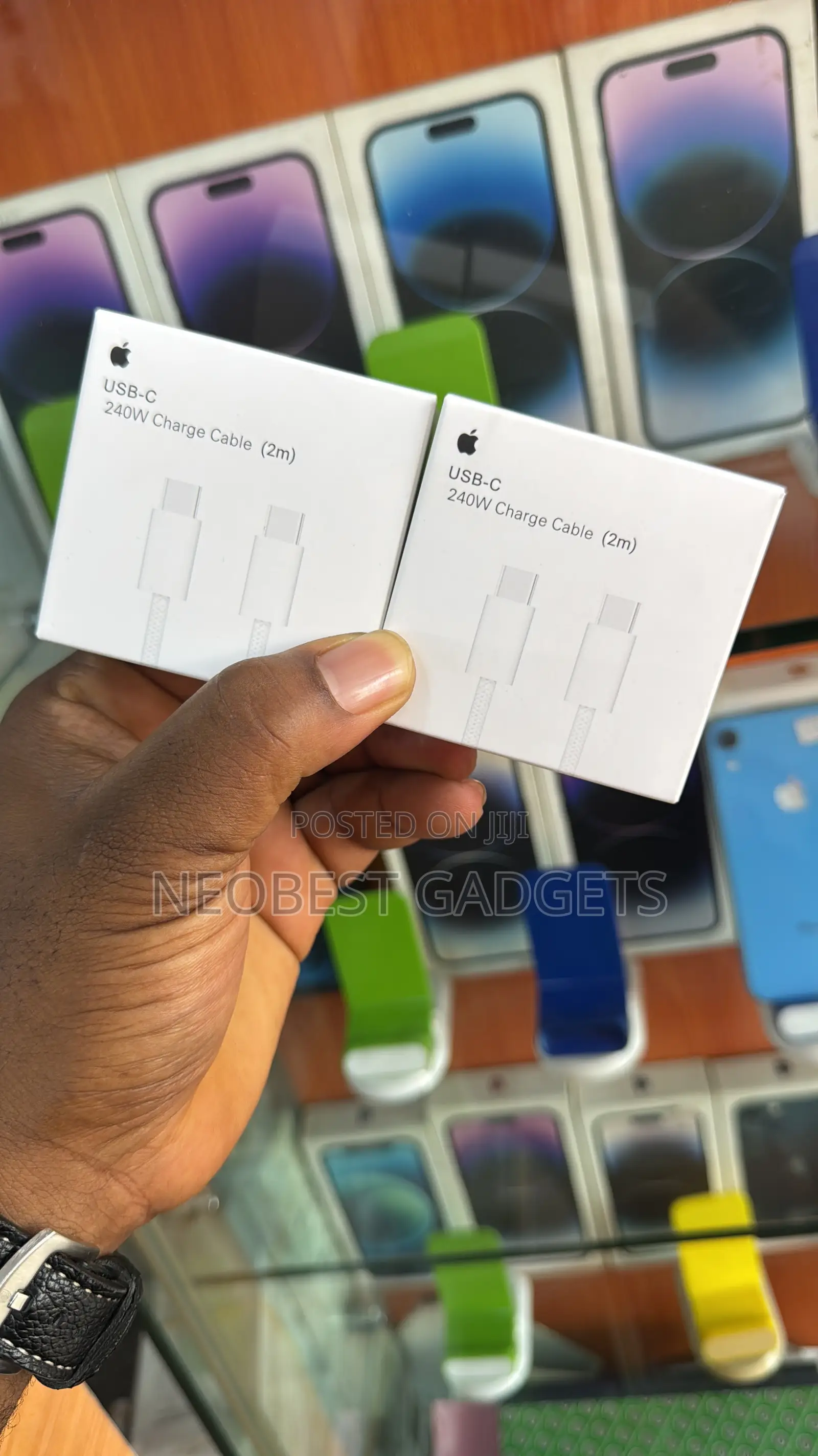 Realex and iPhone 240 WATTS CABLE