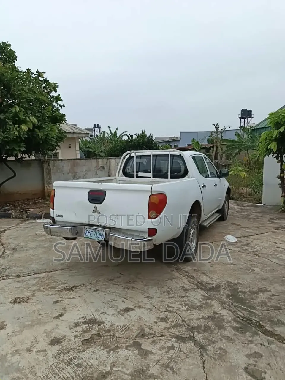 Mitsubishi L400 2009 White