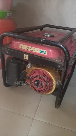 Generator 3kv 300watt