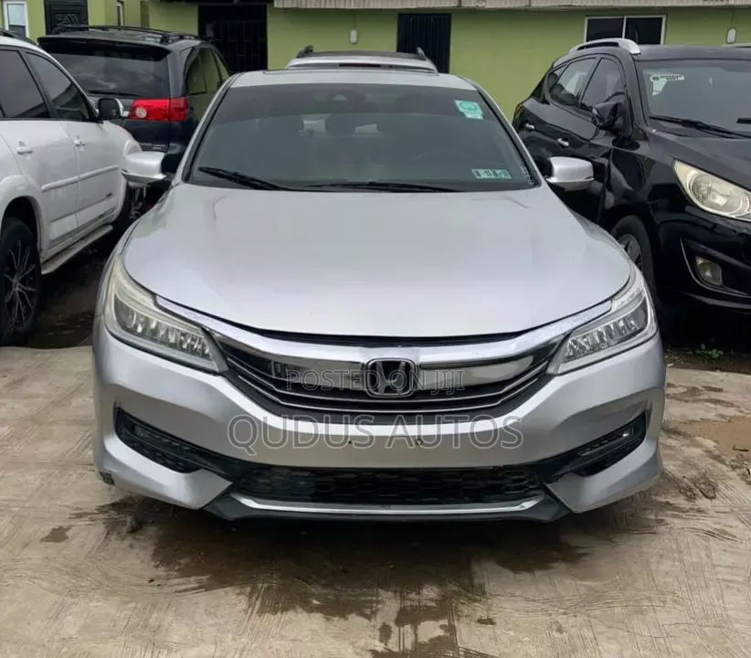 Honda Accord 2013 Silver