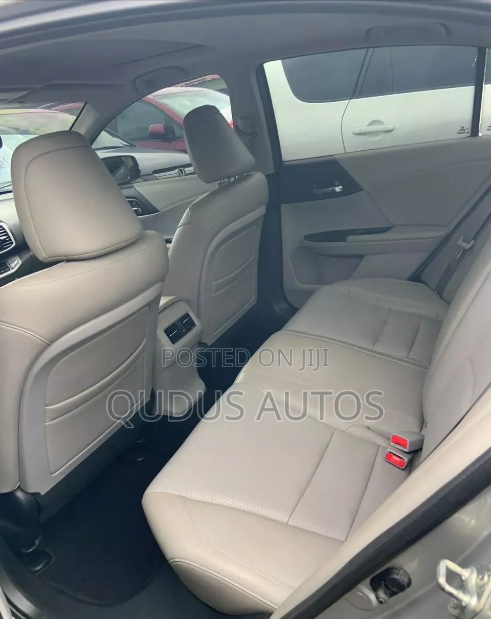 Honda Accord 2013 Silver