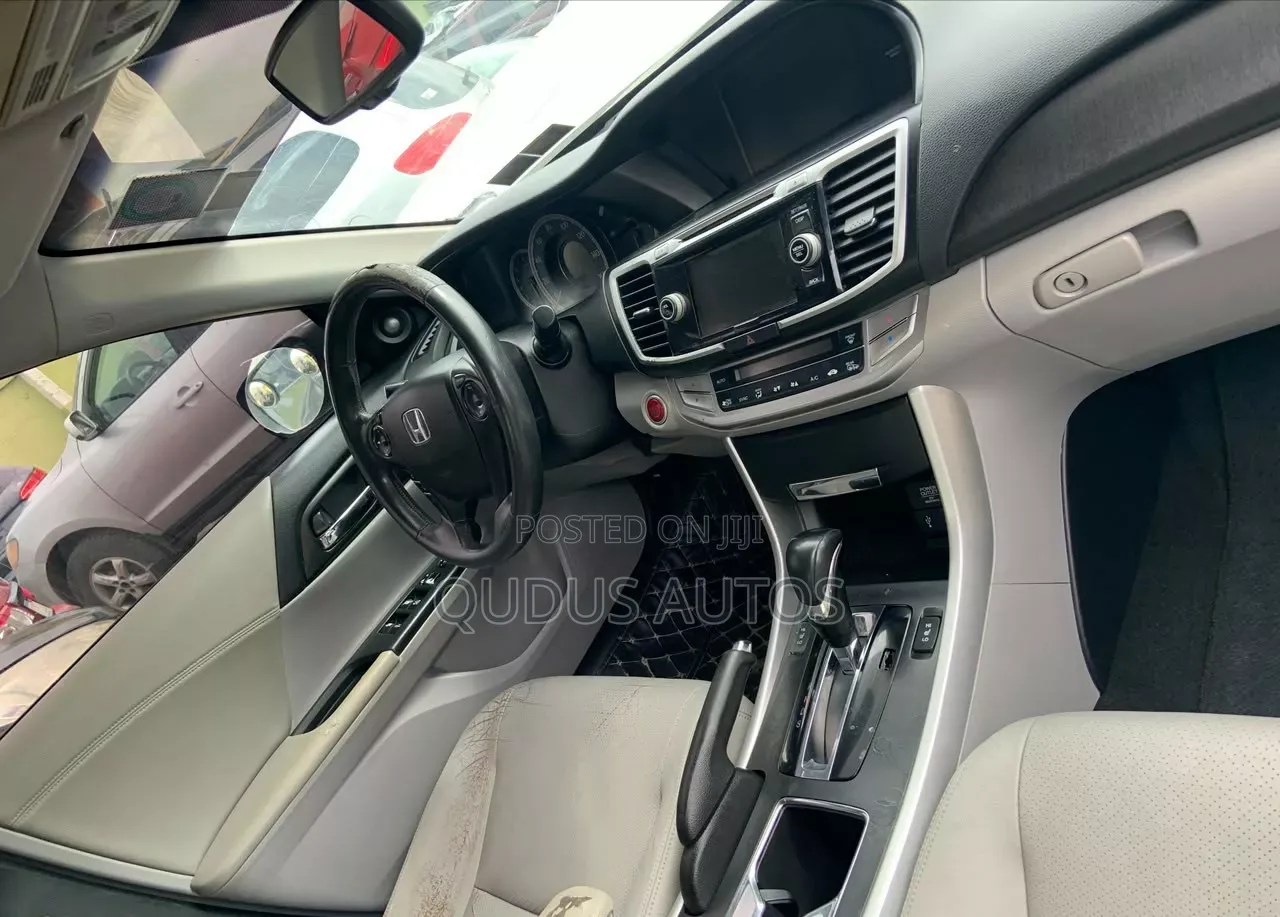 Honda Accord 2013 Silver
