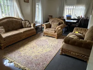 Luxury Classic Sofa
