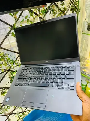 Laptop Dell Latitude 7400 8GB Intel Core i7 SSD 256GB