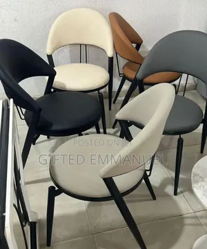 Dining Chairs – Stylish & Comfortable