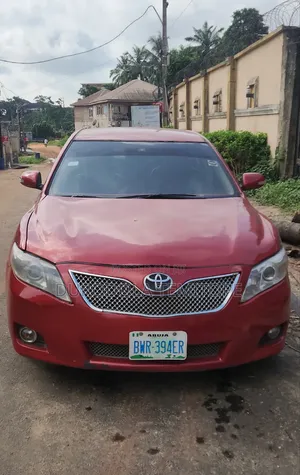 Toyota Camry LE 4dr Sedan (2.5L 4cyl 6A) 2011 Red