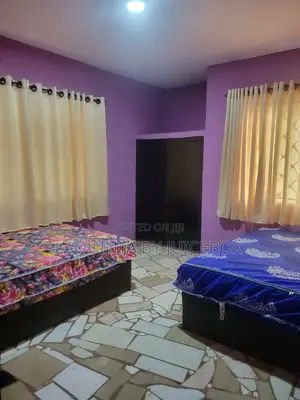 Female Shared Apartment / Hostel
