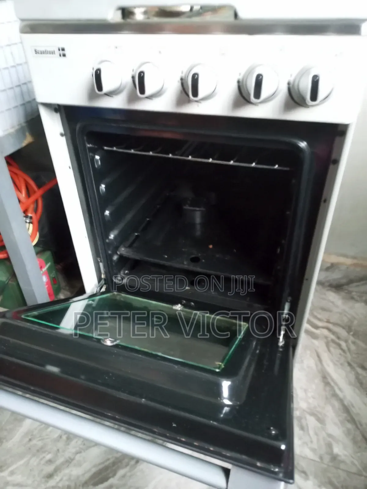 Scanfrot Gas Cooker With Oven and Grill