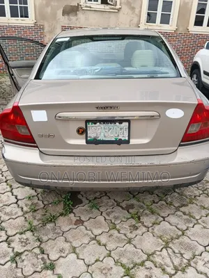 Volvo S80 2003 Gold