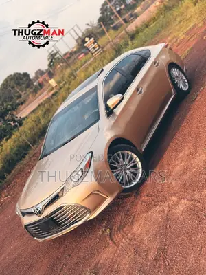 Toyota Avalon XLE 4dr Sedan (3.5L 6cyl 6A) 2014 Gold