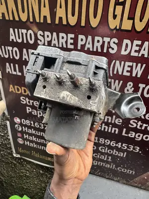 2011–2012 Toyota Venza Anti-Lock Brake System Module