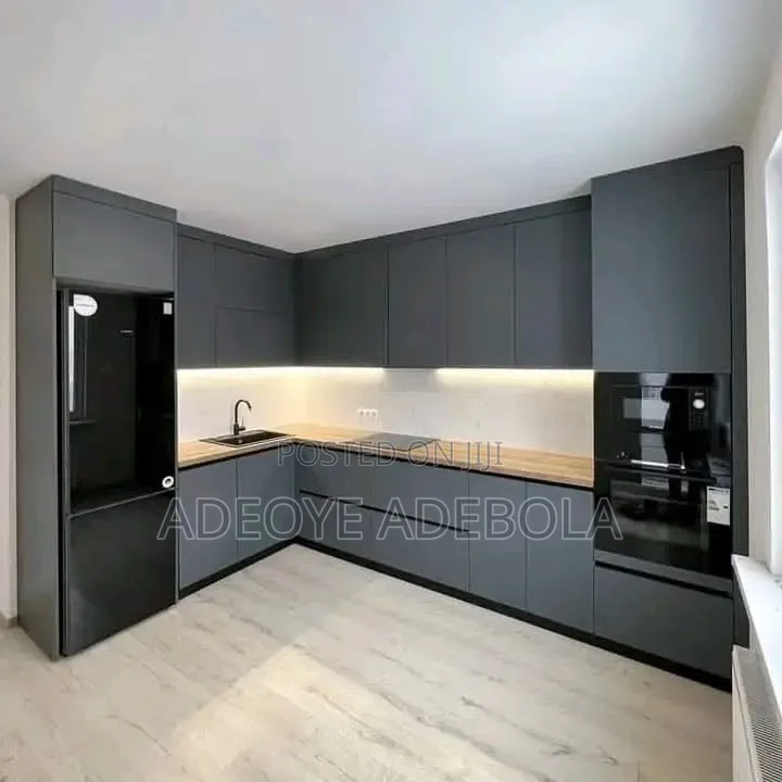 Top Notch Kitchen Cabinet