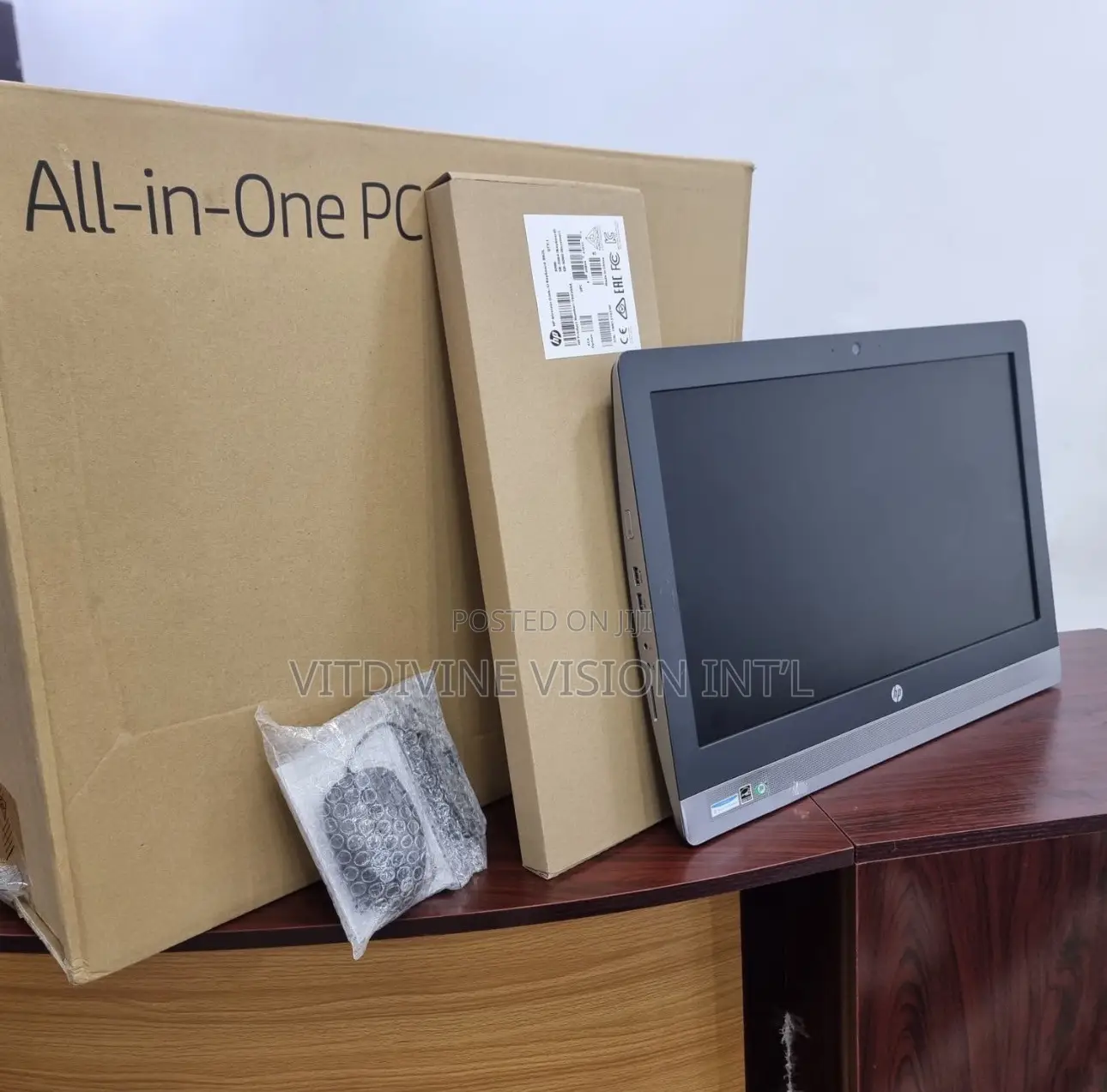New Desktop Computer HP AiO 22 8GB Intel Core i3 HDD 1T