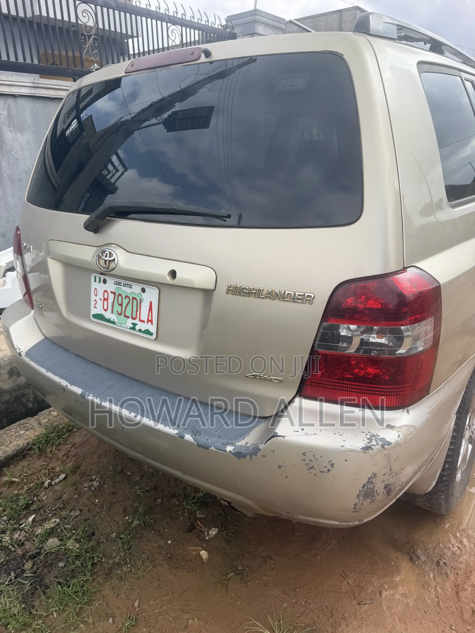Toyota Highlander 2004 Gold