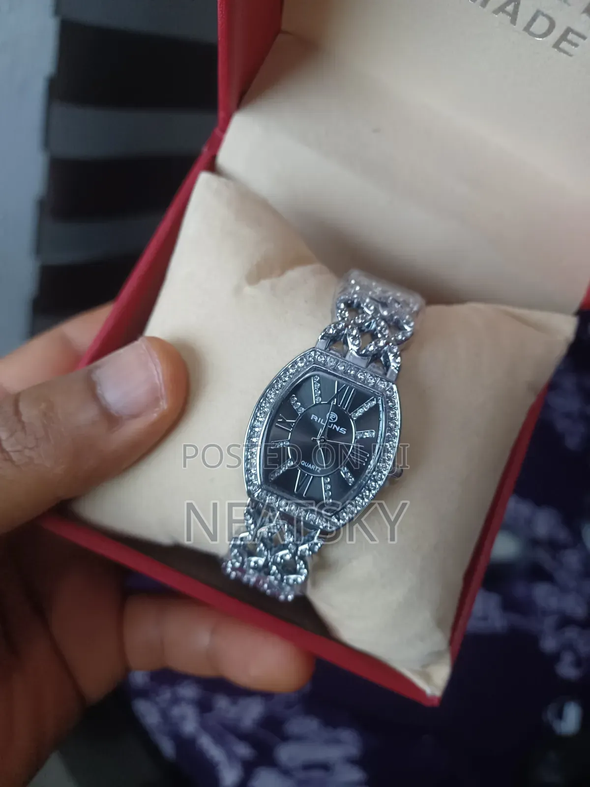 Quality Riluns Female Wristwatch