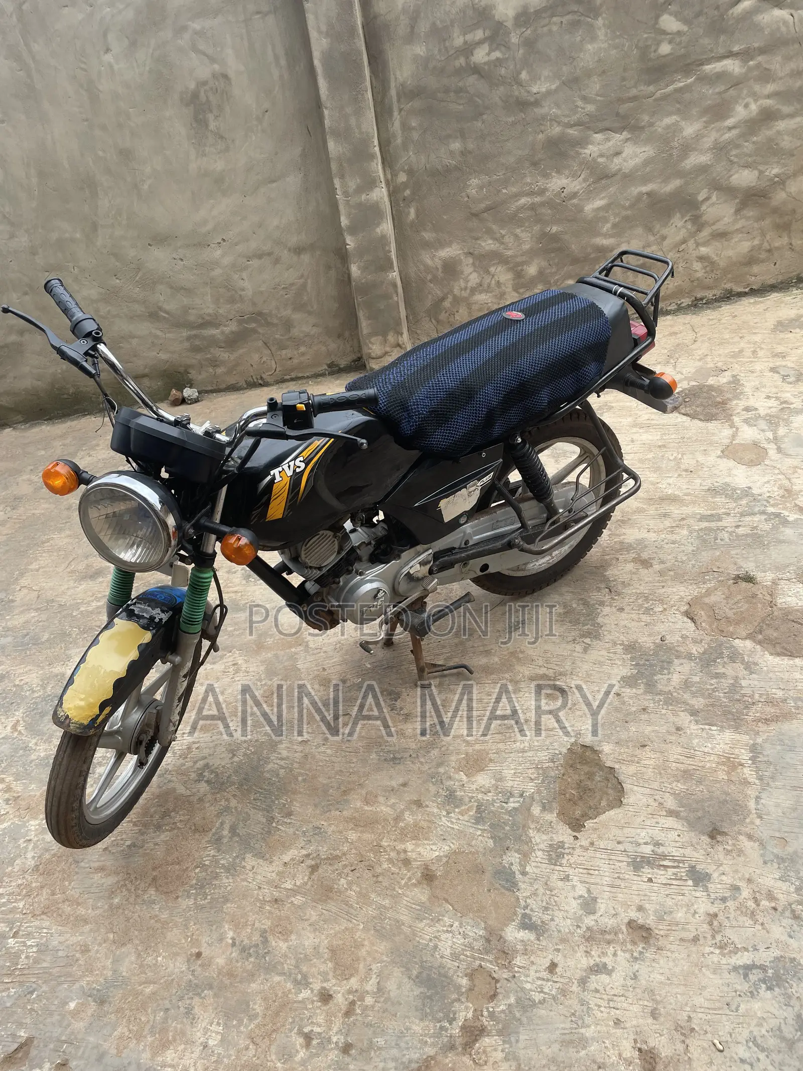 TVS HLX 125 2022 Black