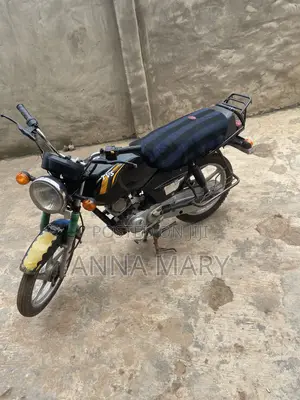 TVS HLX 125 2022 Black