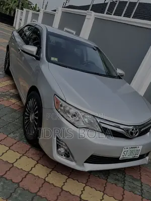Toyota Camry 2012 Silver