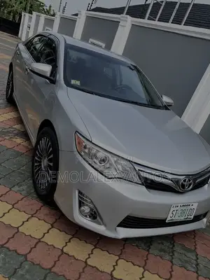 Toyota Camry 2012 Silver