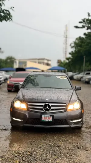 Mercedes-Benz C300 2013 Gray