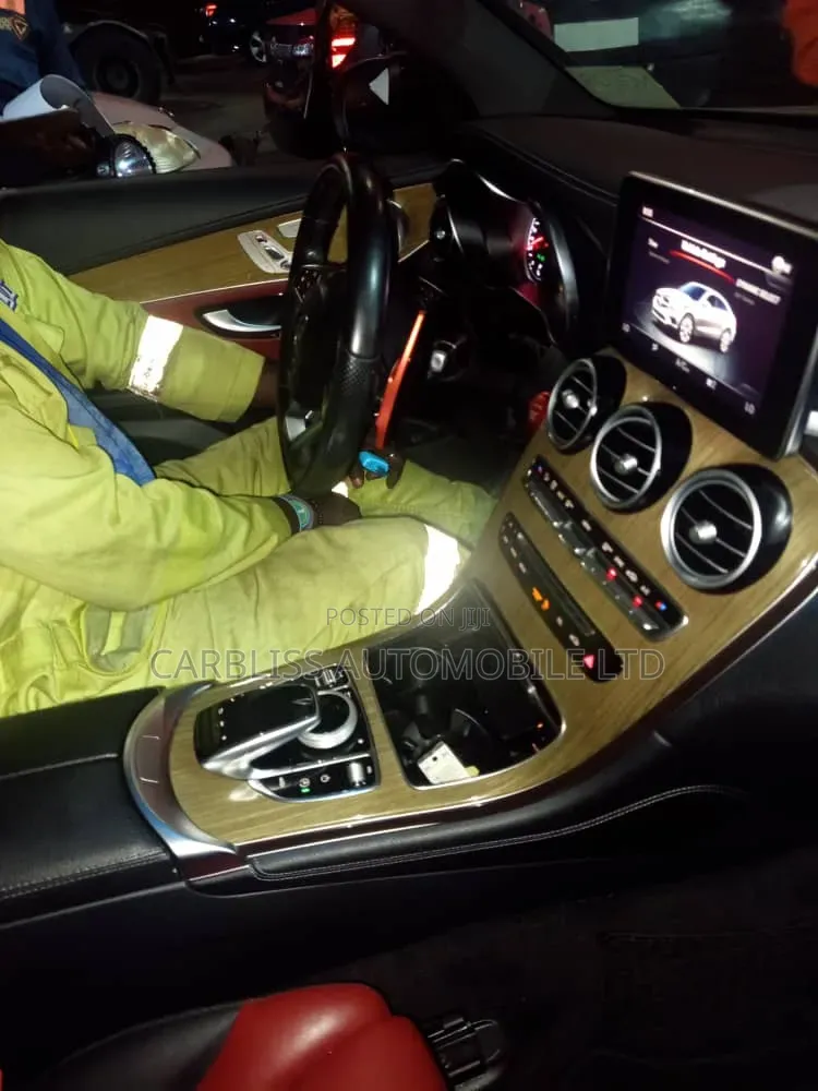 Mercedes-Benz GLC-Class 2018 Silver