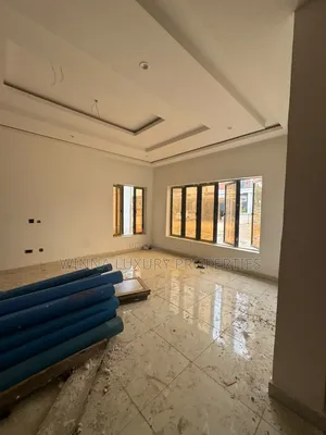 6bdrm Duplex in Goldcity Estate, Lugbe District for rent