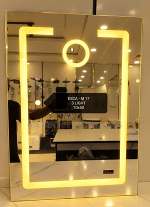 M17 3 Lights 70x50cm Mirror