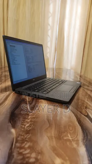 Laptop Dell Latitude 7300 8GB Intel Core i5 SSD 256GB