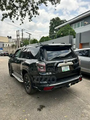 Toyota 4-Runner 2011 Black