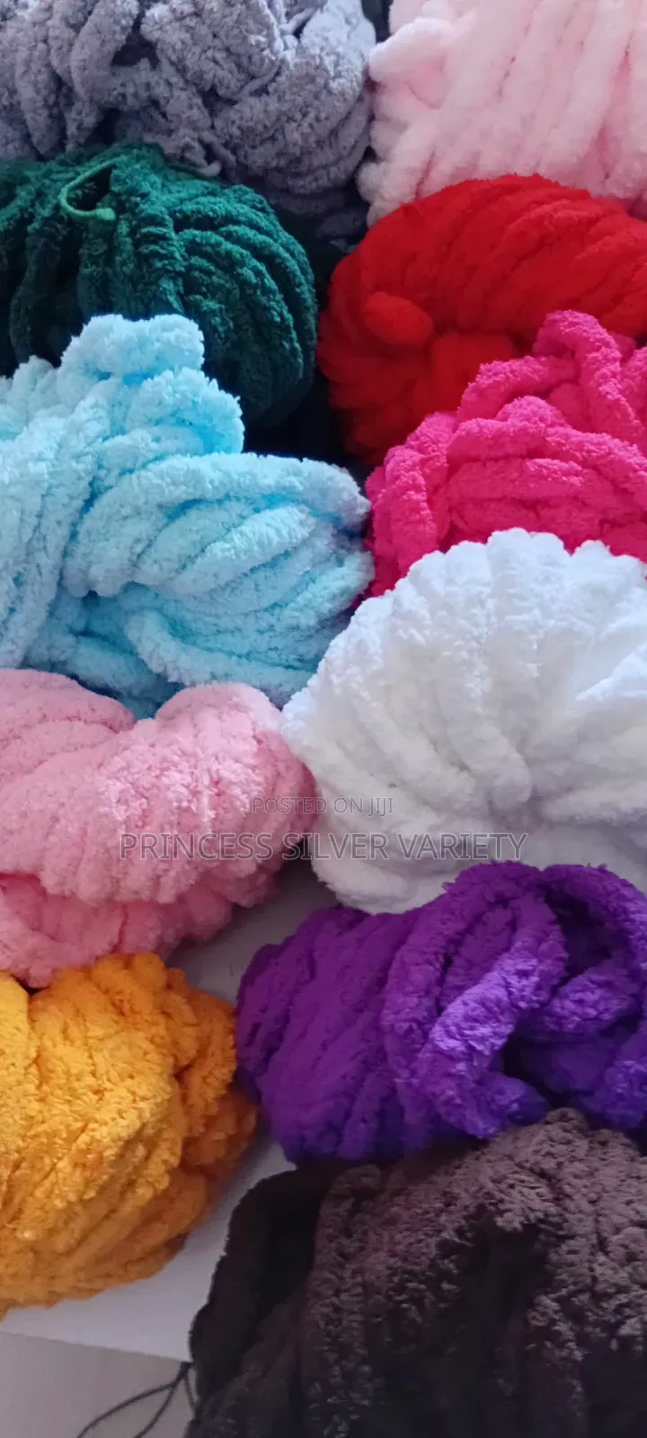 Ultra-Soft Giant Chenille Chunky Yarn