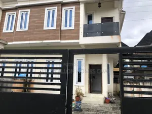 4bdrm Duplex in Harris Drive By Vgc for rent