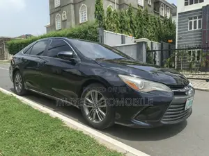 Toyota Camry SE 4dr Sedan (2.5L 4cyl 6A) 2015 Black