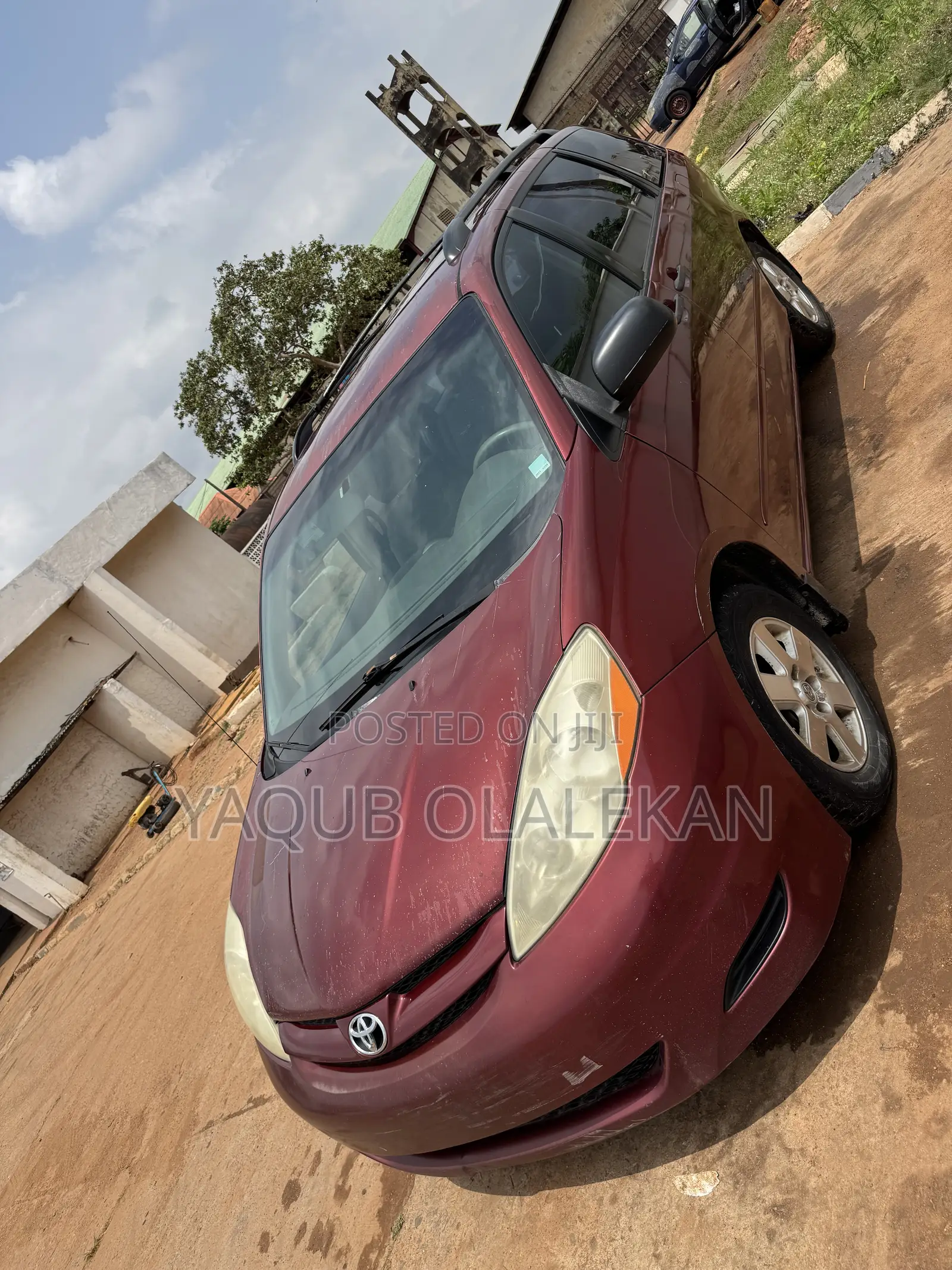Toyota Sienna 2005 Maroon