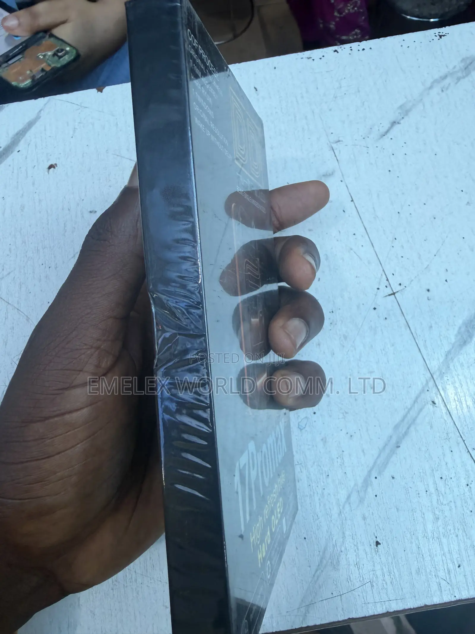 iPhone 17 Pro Max Screen DD