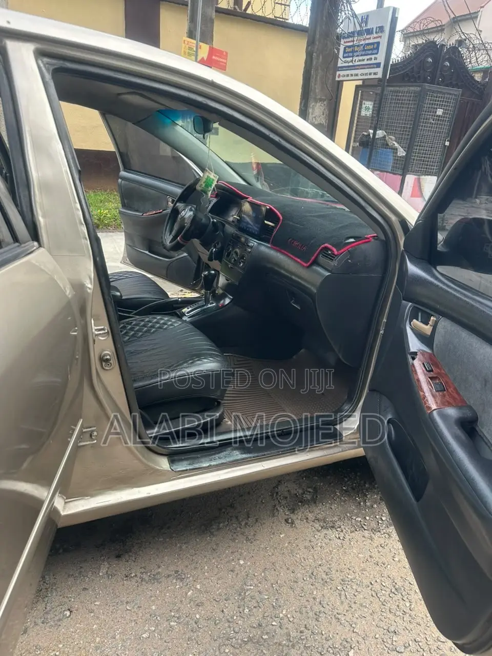 Toyota Corolla 1.4 2004 Gold