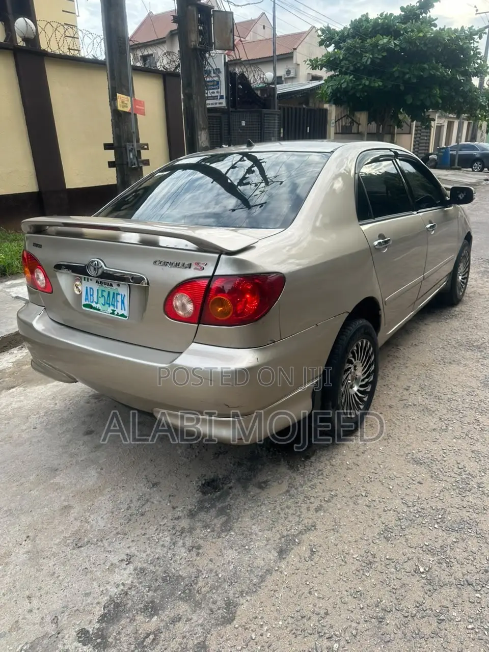 Toyota Corolla 1.4 2004 Gold