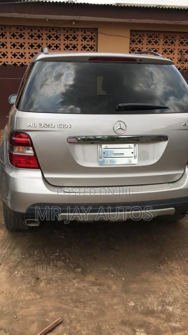 Mercedes-Benz M Class 2006 Gold