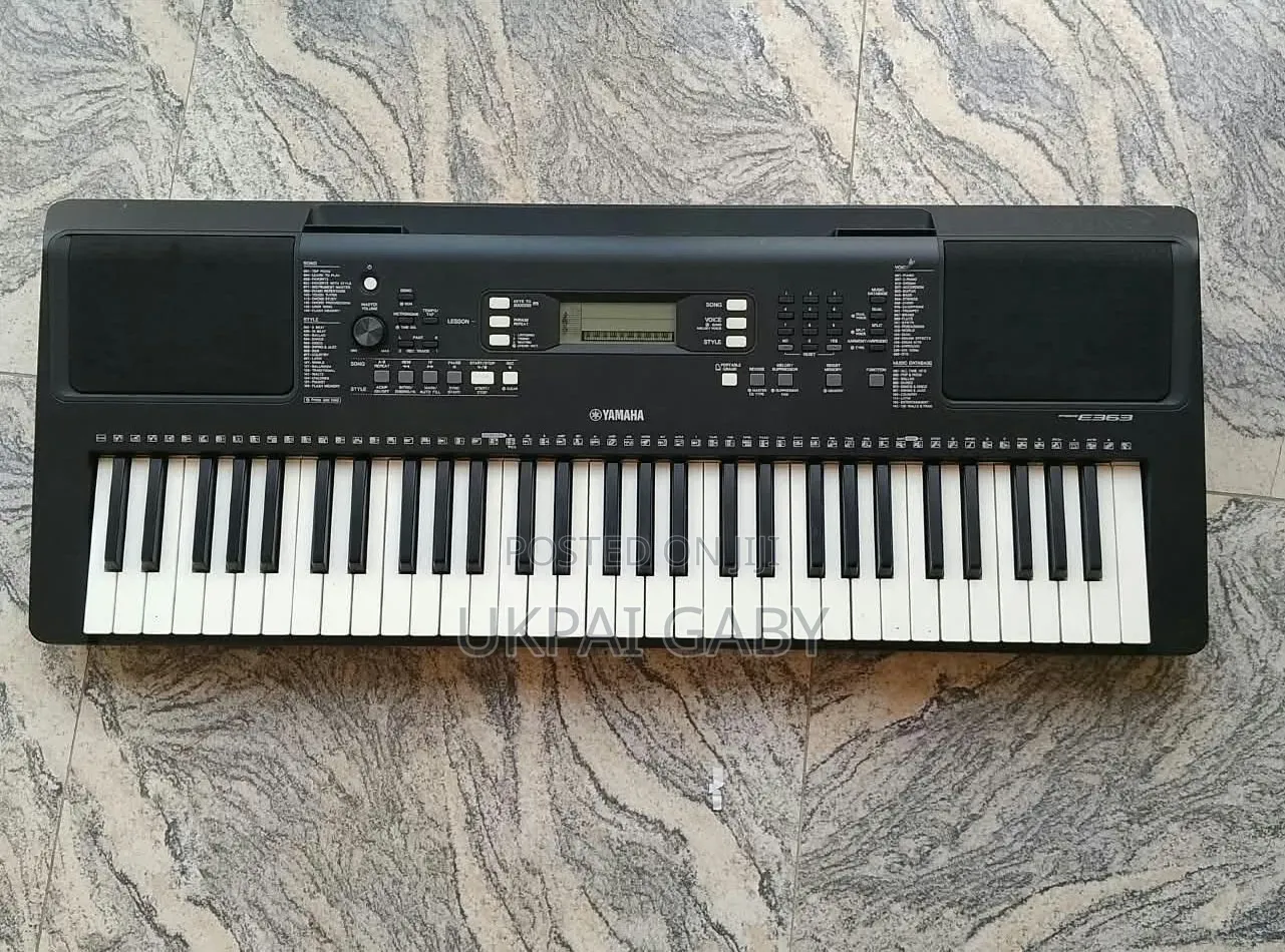 Keyboard PSR E363