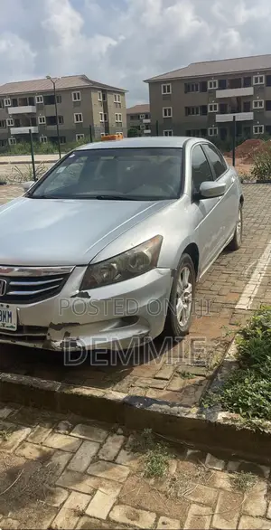 Honda Accord 2010 Silver