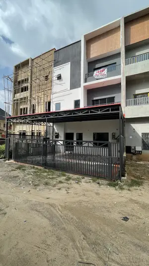 Frontage Carport Pergola Combo