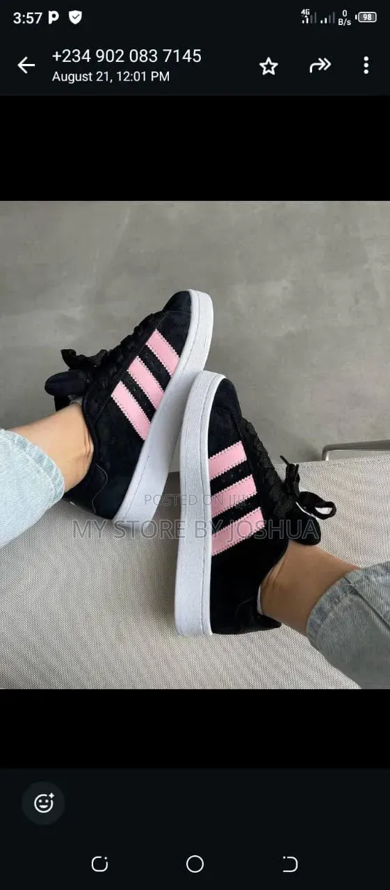 Adidas Sneakers