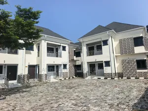 2bdrm Block of Flats in Bwari Church Road for rent