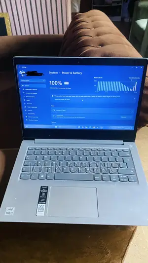 Laptop Lenovo Ideapad 3 4GB Intel Core i3 HDD+SSD 1T