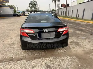 Toyota Camry SE 4dr Sedan (2.5L 4cyl 6A) 2013 Black