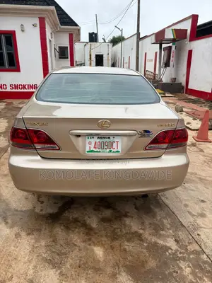 Lexus ES 330 2006 Gold