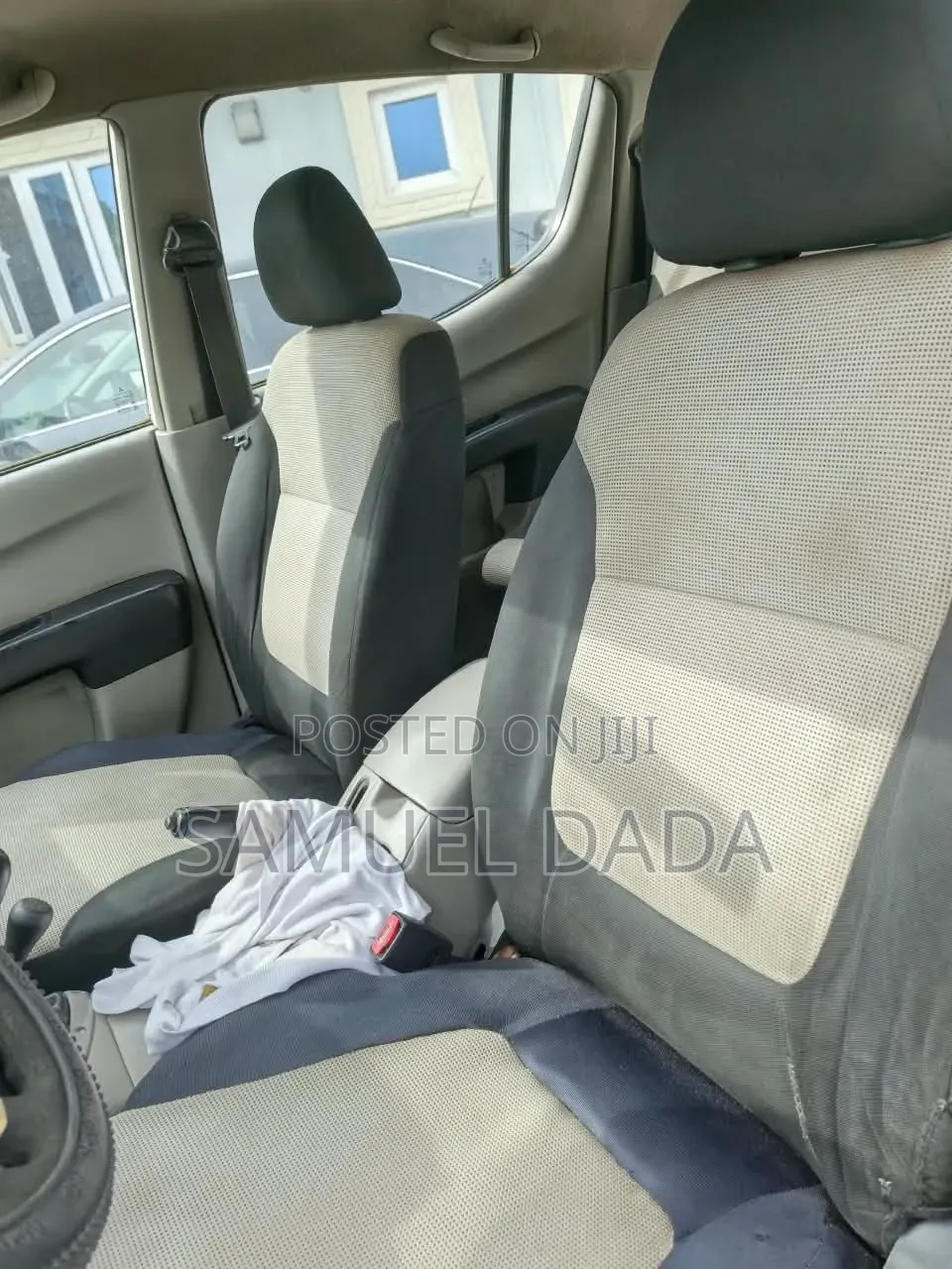 Mitsubishi L400 2009 White